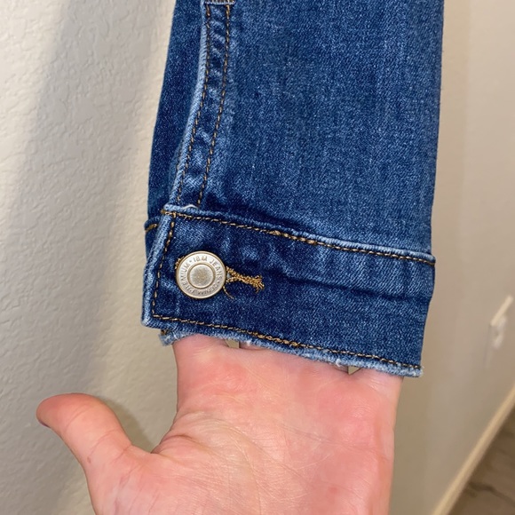 Jacket - Picture 2 of 10